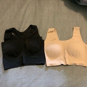 Lot of 6 true and Co.  size medium. Pullover bras.